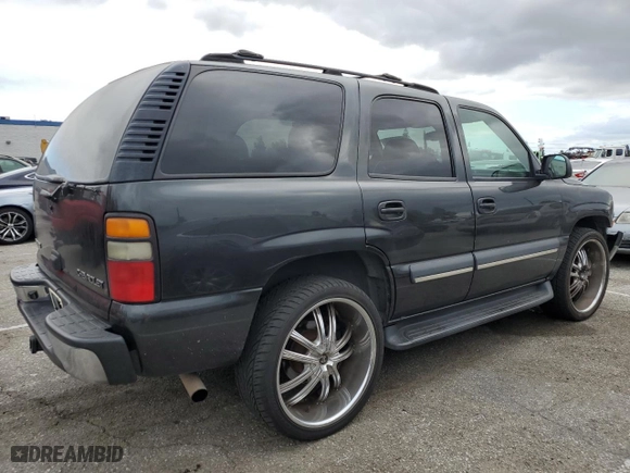 2004 Chevrolet Tahoe LS with VIN 1GNEC13T54R305561, listed as a Copart auction lot 49287825 with 271,576 mi miles and Salvage Title. Bid and sale history available at carsss.com. Image 3.