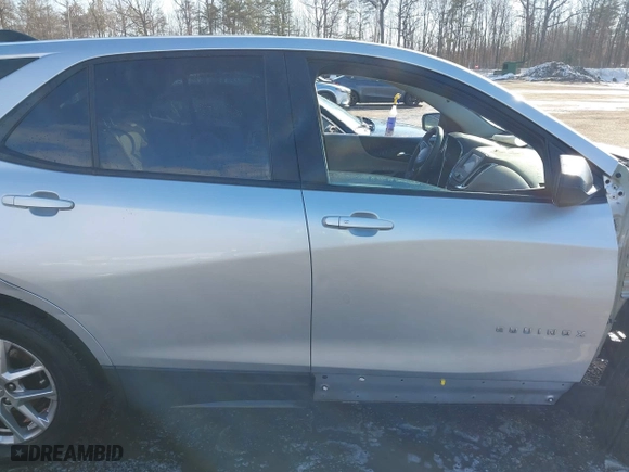 2022 Chevrolet Equinox LS with VIN 3GNAXSEV0NS163450, listed as a IAAI auction lot 41225520 with 99,817 mi miles. Bid and sale history available at carsss.com. Image 14.