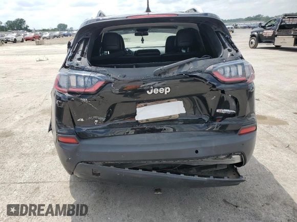 2019 Jeep Cherokee Latitude Plus z VIN 1C4PJMLB9KD393699, wystawiony jako Copart lot #56906055 z przebiegiem 52 674 mil mil oraz Szkoda całkowita • Salvage title. Historia ofert i sprzedaży dostępna na DreamBid. Obrazek 6.