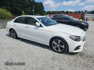 2017 Mercedes-Benz E 300 Luxury with VIN WDDZF4JB0HA108983, listed as a Copart auction lot 62722635 with 89,526 mi miles and Clean title. Bid and sale history available at DreamBid. Image 4.