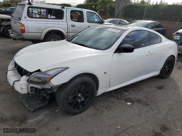 2014 Infiniti Q60 Coupe Journey with VIN JN1CV6EK6EM111490, listed as a Copart auction lot 86016184 with 97,131 mi miles and Salvage Title. Bid and sale history available at carsss.com. Image 1.