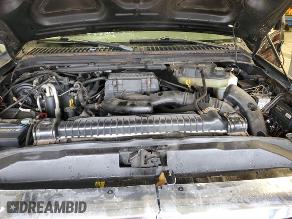 2006 Ford F-250 XL z VIN 1FTSX21556EB20172, wystawiony jako Copart lot #49632155 z przebiegiem 76 512 mil mil oraz Szkoda całkowita • Salvage title. Historia ofert i sprzedaży dostępna na DreamBid. Obrazek 11.