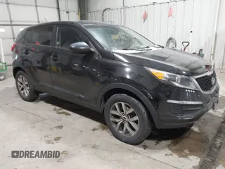 2015 Kia Sportage LX with VIN KNDPB3AC9F7722117, listed as a IAAI auction lot 41338352 with 209,969 mi miles and . Bid and sale history available at carsss.com. Image 1.