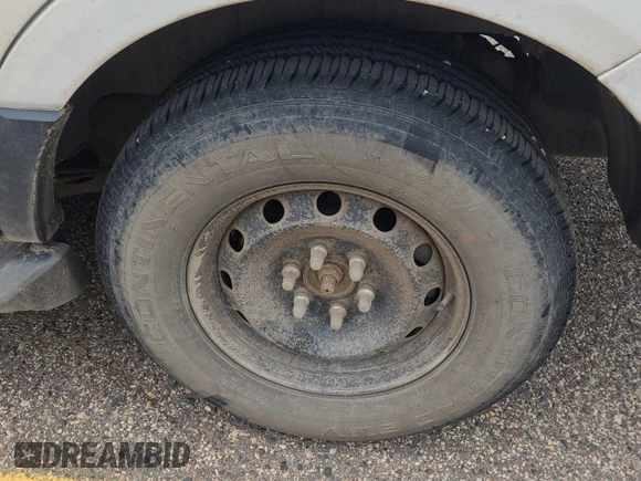 2014 Ford Expedition XL with VIN 1FMJU1G50EEF24187, listed as a IAAI auction lot 42616117 with 235,361 mi miles and . Bid and sale history available at DreamBid. Image 16.