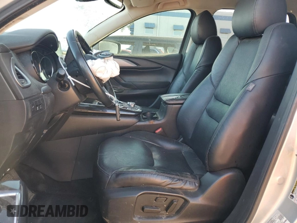 2018 Mazda CX-9 Touring with VIN JM3TCACY6J0227780, listed as a Copart auction lot 61254645 with 156,266 mi miles and Clean title. Bid and sale history available at DreamBid. Image 7.