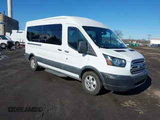 2018 Ford Transit Passenger XL with VIN 1FBZX2CM8JKA52497, listed as a IAAI auction lot 41553720 with 81,714 mi miles. Bid and sale history available at carsss.com. Image 1.