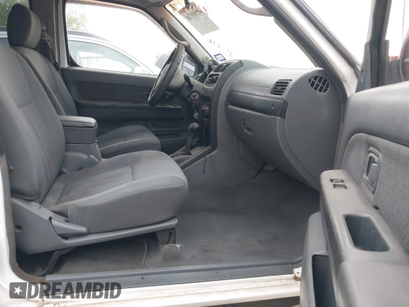 2004 Nissan Xterra XE z VIN 5N1ED28T74C667541, wystawiony jako IAAI lot #42183530 z przebiegiem 135 187 mil mil oraz . Historia ofert i sprzedaży dostępna na DreamBid. Obrazek 5.