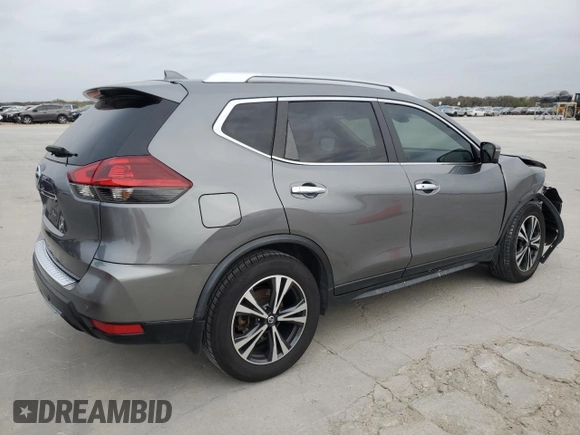 2019 Nissan Rogue SV with VIN JN8AT2MT1KW253618, listed as a Copart auction lot 82229044 with 115,902 mi miles and Salvage Title. Bid and sale history available at carsss.com. Image 3.