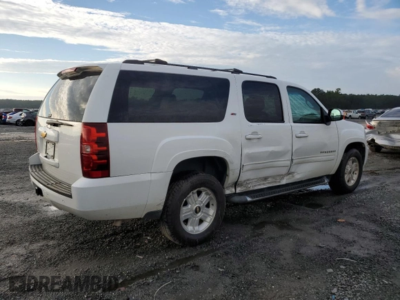 2013 Chevrolet Suburban LT with VIN 1GNSCJE06DR203594, listed as a Copart auction lot 63114724 with 263,456 mi miles and Salvage Title. Bid and sale history available at carsss.com. Image 3.