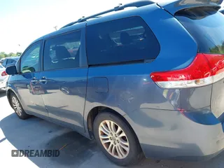2014 Toyota Sienna XLE with VIN 5TDYK3DC5ES481399, listed as a IAAI auction lot 42085550 with 154,157 mi miles. Bid and sale history available at carsss.com. Image 14.