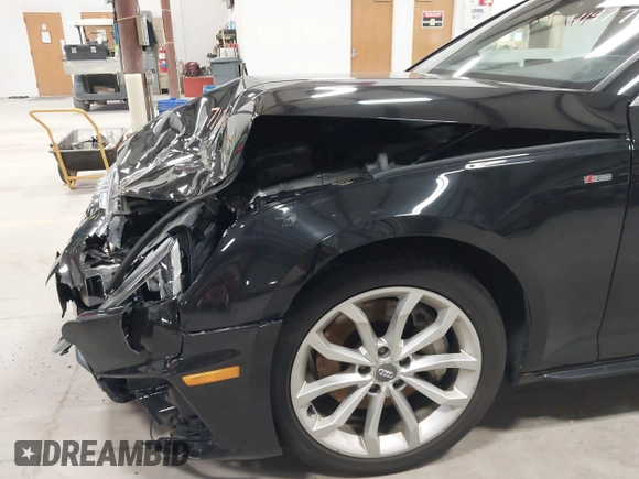 2019 Audi A4 Premium Plus with VIN WAUENAF48KA041431, listed as a IAAI auction lot 41977177 with 53,537 mi miles. Bid and sale history available at carsss.com. Image 19.