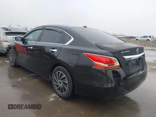 2015 Nissan Altima 2.5 SL with VIN 1N4AL3AP6FN394212, listed as a IAAI auction lot 41549180 with 106,250 mi miles. Bid and sale history available at carsss.com. Image 3.