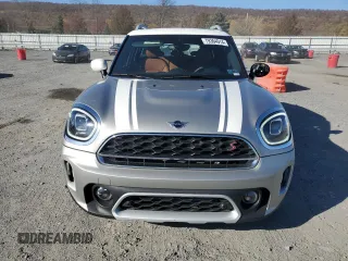 2024 MINI Countryman Cooper S with VIN WMZ83BR08R3S16831, listed as a Copart auction lot 79364014 with 10,125 mi miles and Salvage Title. Bid and sale history available at carsss.com. Image 5.