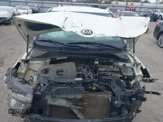 2020 Kia Soul S with VIN KNDJ23AU6L7735062, listed as a IAAI auction lot 40729662 with 100,546 mi miles and . Bid and sale history available at DreamBid. Image 10.