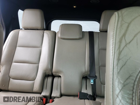 2011 Ford Explorer XLT z VIN 1FMHK8D83BGA34161, wystawiony jako Copart lot #61349825 z przebiegiem 250 382 mil mil oraz Szkoda całkowita • Salvage title. Historia ofert i sprzedaży dostępna na DreamBid. Obrazek 10.