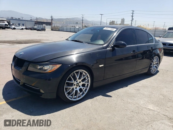 2007 BMW 3 Series 335i z VIN WBAVB73577VF54567, wystawiony jako Copart lot #56411365 z przebiegiem 136 341 mil mil oraz Szkoda całkowita • Salvage title. Historia ofert i sprzedaży dostępna na DreamBid. Obrazek 1.