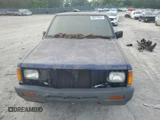 1995 Mitsubishi Mighty Max z VIN JA7LS21G4SP002839, wystawiony jako Copart lot #55777674 z przebiegiem Nie podano mil oraz Tytuł czysty. Historia ofert i sprzedaży dostępna na DreamBid. Obrazek 5.