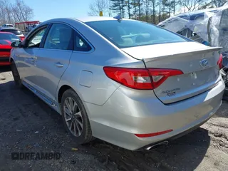 2015 Hyundai Sonata Limited with VIN 5NPE34AF2FH035464, listed as a IAAI auction lot 41824698 with 130,801 mi miles and . Bid and sale history available at carsss.com. Image 3.