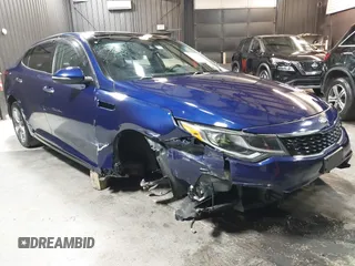 2019 Kia Optima LX z VIN 5XXGT4L37KG315026, wystawiony jako IAAI lot #42050820 z przebiegiem 148 579 mil mil oraz . Historia ofert i sprzedaży dostępna na DreamBid. Obrazek 6.