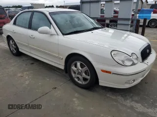 2005 Hyundai Sonata GLS with VIN KMHWF35H05A177508, listed as a Copart auction lot 73984054 with 19,870 mi miles and Salvage Title. Bid and sale history available at carsss.com. Image 4.