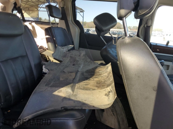 2010 Chrysler Town & Country Touring Plus with VIN 2A4RR8D17AR454651, listed as a Copart auction lot 43749375 with 211,594 mi miles and Salvage Title. Bid and sale history available at carsss.com. Image 11.