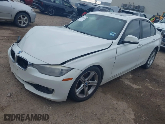 2012 BMW 3 Series 328i z VIN WBA3A5C50CF344263, wystawiony jako IAAI lot #41619368 z przebiegiem 124 635 mil mil oraz . Historia ofert i sprzedaży dostępna na DreamBid. Obrazek 2.