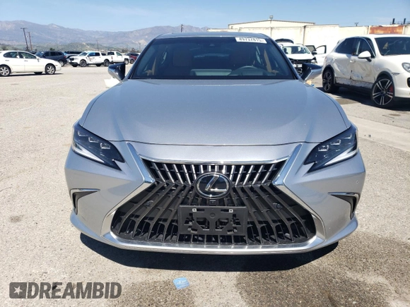 2024 Lexus ES 300h Luxury с VIN 58AEA1C19RU040178, выставлен на аукционе Copart как лот 49737815 с пробегом 17 750 миль миль и Списание • Salvage title. История ставок и продаж доступна на DreamBid. Изображение 5.