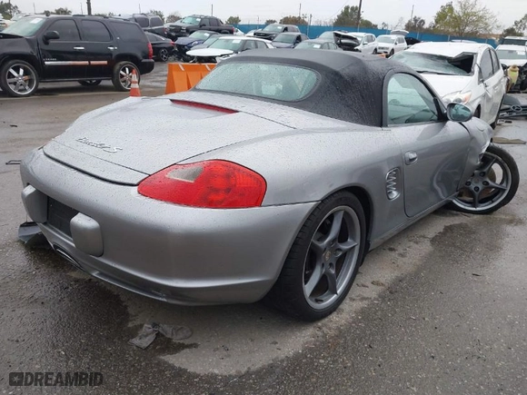 2004 Porsche Boxster S with VIN WP0CB29814U661210, listed as a IAAI auction lot 41712747 with 40,779 mi miles. Bid and sale history available at carsss.com. Image 4.
