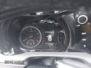 2022 Kia K5 GT-Line z VIN 5XXG64J28NG088578, wystawiony jako IAAI lot #41933138 z przebiegiem 71 071 mil mil oraz . Historia ofert i sprzedaży dostępna na DreamBid. Obrazek 7.