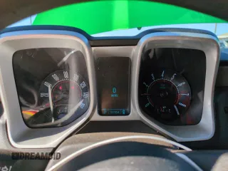 2011 Chevrolet Camaro 2LS z VIN 2G1FA1ED3B9131661, wystawiony jako Copart lot #54277835 z przebiegiem 107 954 mil mil oraz Szkoda całkowita • Salvage title. Historia ofert i sprzedaży dostępna na DreamBid. Obrazek 9.