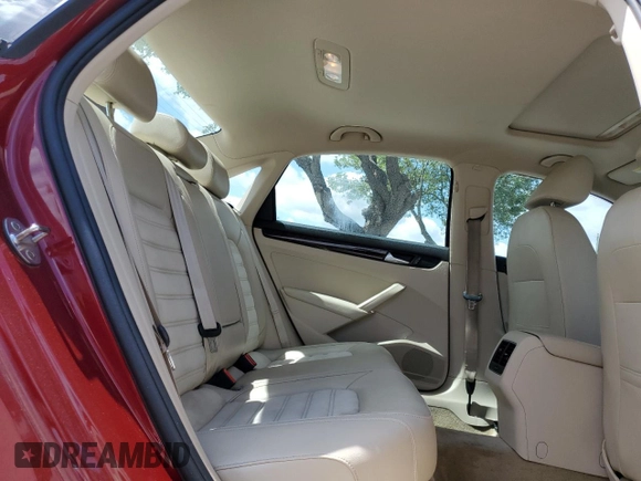 2015 Volkswagen Passat SEL Premium with VIN 1VWCT7A33FC123141, listed as a Copart auction lot 53284595 with 87,450 mi miles and Salvage title. Bid and sale history available at DreamBid. Image 10.