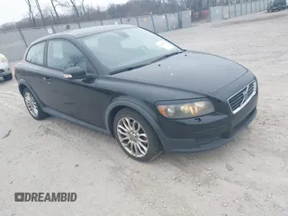 2008 Volvo C30 Version 1.0 with VIN YV1MK672482052330, listed as a IAAI auction lot 41782551 with 89,227 mi miles and . Bid and sale history available at DreamBid. Image 1.