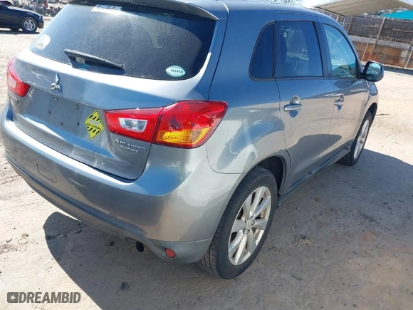2014 Mitsubishi Outlander Sport ES with VIN 4A4AP3AU3EE002749, listed as a IAAI auction lot 41625639 with 121,680 mi miles. Bid and sale history available at carsss.com. Image 4.