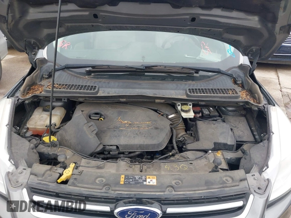 2014 Ford Escape Titanium with VIN 1FMCU0JX8EUD31028, listed as a IAAI auction lot 41943690 with 91,295 mi miles. Bid and sale history available at carsss.com. Image 10.
