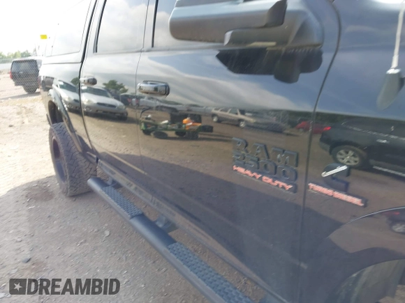 2015 Ram 2500 Laramie with VIN 3C6UR5FL0FG655552, listed as a IAAI auction lot 42456897 with 143,885 mi miles and . Bid and sale history available at DreamBid. Image 12.