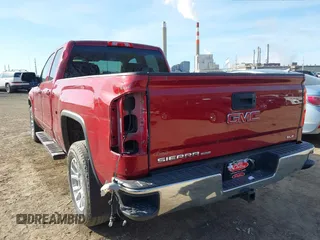 2019 GMC Sierra 1500 SLE z VIN 2GTV2MEC1K1212973, wystawiony jako IAAI lot #41856568 z przebiegiem 32 852 mil mil oraz . Historia ofert i sprzedaży dostępna na DreamBid. Obrazek 3.