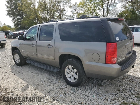 2012 GMC Yukon XL SLE with VIN 1GKS1HE09CR220884, listed as a Copart auction lot 74550624 with 181,006 mi miles and Clean Title. Bid and sale history available at carsss.com. Image 2.