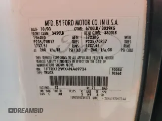 2004 Ford F-150 STX z VIN 1FTRX12WX4NA69734, wystawiony jako Copart lot #62692495 z przebiegiem 134 678 mil mil oraz Szkoda całkowita • Salvage title. Historia ofert i sprzedaży dostępna na DreamBid. Obrazek 12.