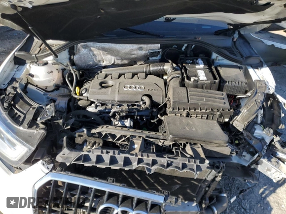 2015 Audi Q3 Premium Plus with VIN WA1BFCFS7FR014199, listed as a Copart auction lot 81987154 with 62,071 mi miles and Salvage title. Bid and sale history available at DreamBid. Image 12.