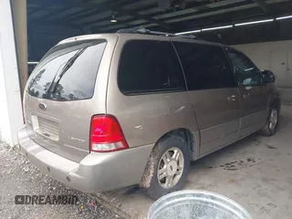 2004 Ford Freestar Limited с VIN 2FMDA58264BA82267, выставлен на аукционе IAAI как лот 42429259 с пробегом 211 106 миль миль и . История ставок и продаж доступна на DreamBid. Изображение 4.