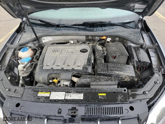 2014 Volkswagen Passat TDI SE w/Sunroof with VIN 1VWBN7A34EC114078, listed as a Copart auction lot 49419105 with 107,262 mi miles and Salvage Title. Bid and sale history available at carsss.com. Image 13.