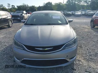 2015 Chrysler 200 Limited z VIN 1C3CCCAB2FN598758, wystawiony jako IAAI lot #42695873 z przebiegiem 108 508 mil mil oraz . Historia ofert i sprzedaży dostępna na DreamBid. Obrazek 12.