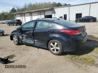 2013 Hyundai Elantra GLS z VIN 5NPDH4AE6DH384354, wystawiony jako Copart lot #50653675 z przebiegiem 165 375 mil mil oraz Szkody całkowita. Historia ofert i sprzedaży dostępna na DreamBid. Obrazek 2.