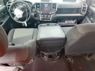 2020 Ram 2500 Tradesman z VIN 3C6UR5HLXLG250095, wystawiony jako Copart lot #54926235 z przebiegiem 197 992 mil mil oraz Nie do naprawy • Non repairable. Historia ofert i sprzedaży dostępna na DreamBid. Obrazek 8.