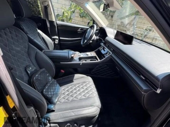 2024 Genesis GV80 Prestige Signature с VIN KMUHCESC9RU170651, выставлен на аукционе Copart как лот 65822115 с пробегом 7 849 миль миль и Чистый • Clean title. История ставок и продаж доступна на DreamBid. Изображение 5.