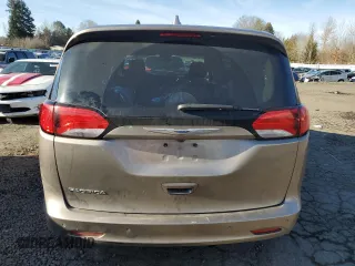 2018 Chrysler Pacifica Touring with VIN 2C4RC1DGXJR293893, listed as a Copart auction lot 41871185 with 141,447 mi miles and Clean title. Bid and sale history available at DreamBid. Image 6.