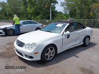 2005 Mercedes-Benz CLK 5.0L with VIN WDBTK75J55F123328, listed as a IAAI auction lot 42082590 with 58,969 mi miles. Bid and sale history available at carsss.com. Image 17.