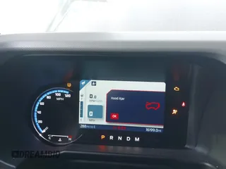 2023 Ford Bronco z VIN 1FMEE5DP2PLA95399, wystawiony jako IAAI lot #41899728 z przebiegiem 16 199 mil mil oraz . Historia ofert i sprzedaży dostępna na DreamBid. Obrazek 7.
