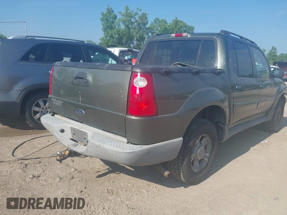 2003 Ford Explorer Sport Trac XLS с VIN 1FMZU77E33UC71147, выставлен на аукционе IAAI как лот 42564210 с пробегом 150 836 миль миль и . История ставок и продаж доступна на DreamBid. Изображение 4.