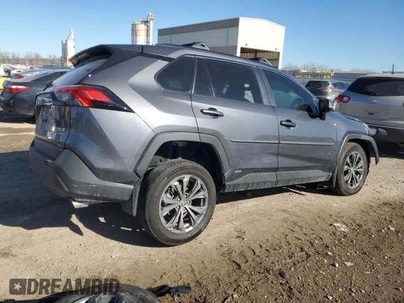 2025 Toyota RAV4 Hybrid XLE Premium z VIN 4T3B6RFV8SU176372, wystawiony jako Copart lot #42589945 z przebiegiem 2 197 mil mil oraz Szkoda całkowita • Salvage title. Historia ofert i sprzedaży dostępna na DreamBid. Obrazek 3.